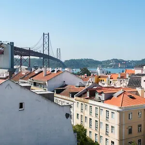 riverfront-studio.hotels-lisbon-portugal.com/